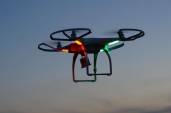Drone colide com avião comercial no Canadá